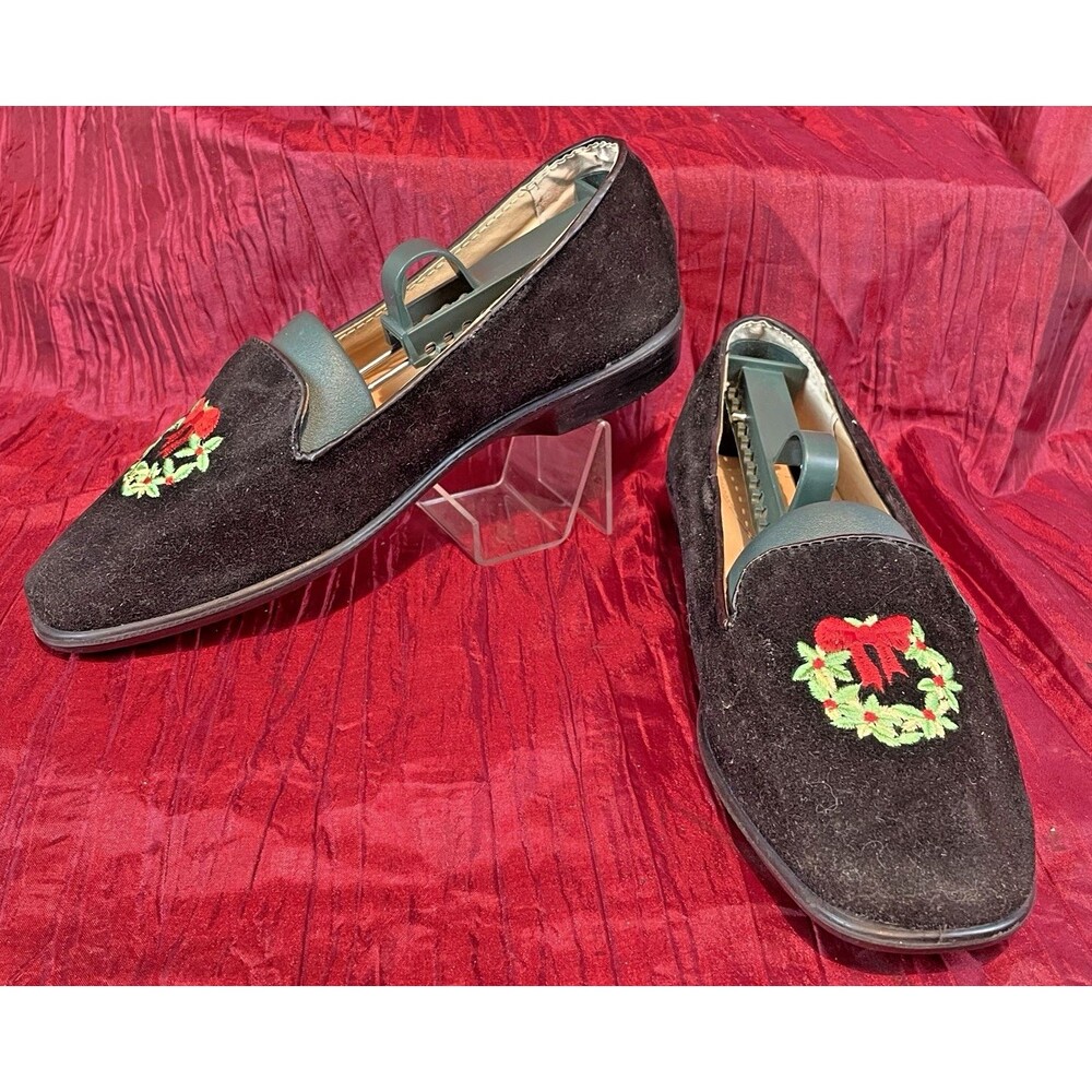 Women's Ingaro Black Velvet Slip-On Flats Embroidered Christmas Wreath sz 8M